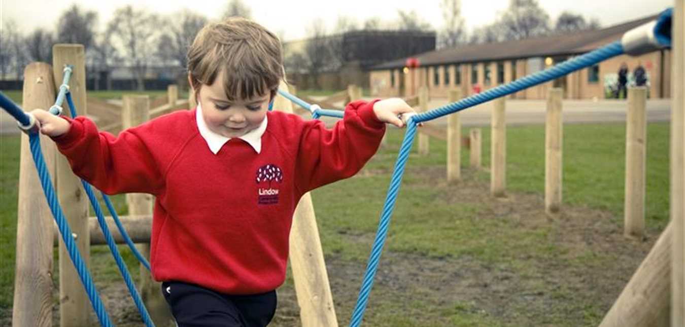 Early Years Outdoor Ladder Balance Challange Set