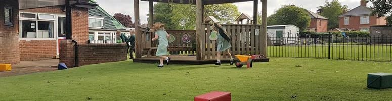 An Artificial Grass Play Space at Thorne Green Top