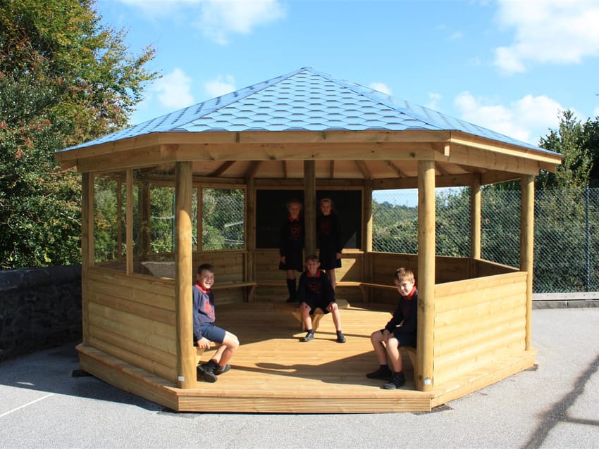 Perran-Ar-Worthal’s Outdoor Classroom Main Image