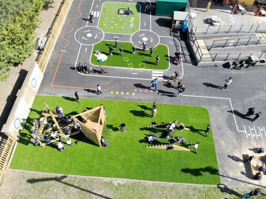 Haberdashers Aske School's Playground Equipment Main Image