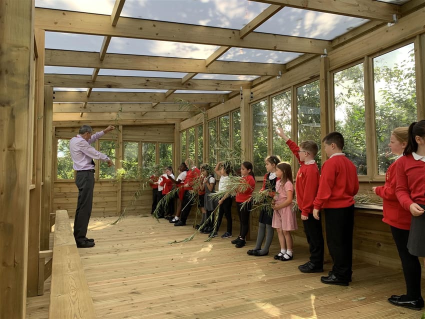 A Spacious Outdoor Science Cabin for Newburn Manor! Main Image