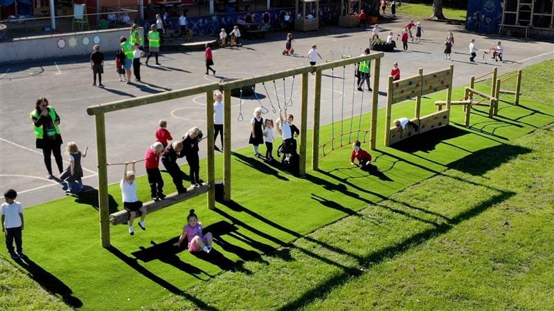 children build their gross motor skills on active play trim trails