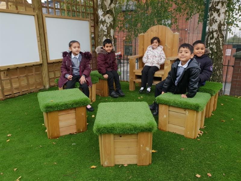 outdoor play equipment