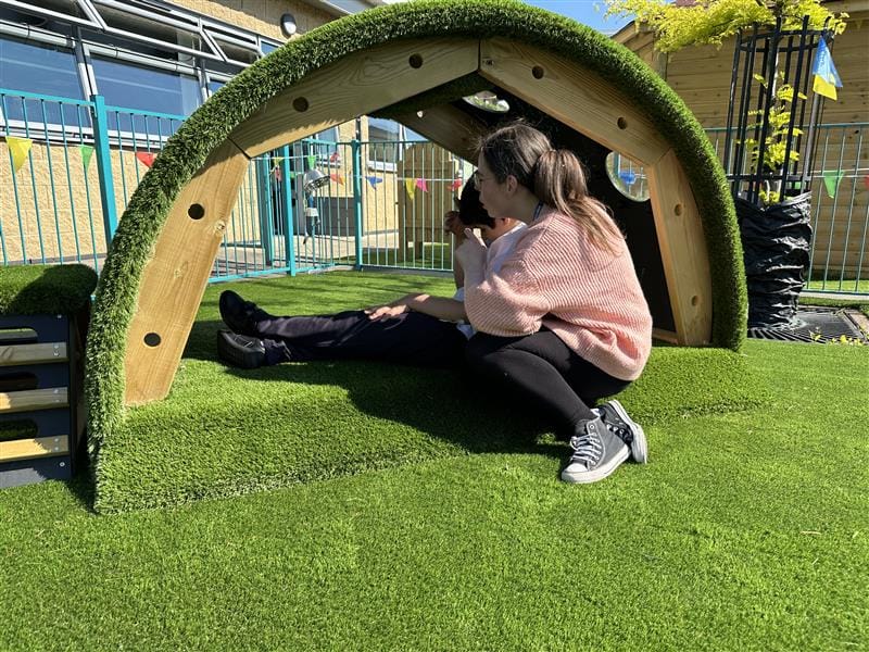 hill-den-for-playgrounds.jpg