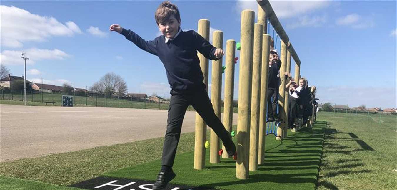 4 Ways Outdoor Play Reduces School Absence Rates