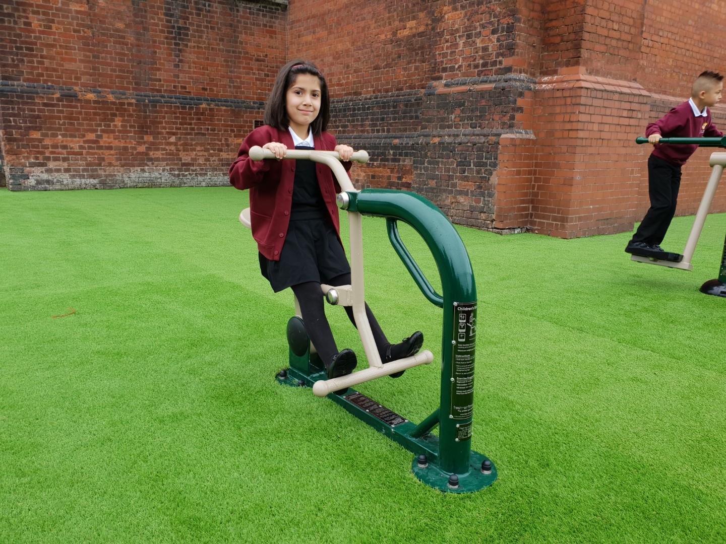 primary school outdoor gym equipment