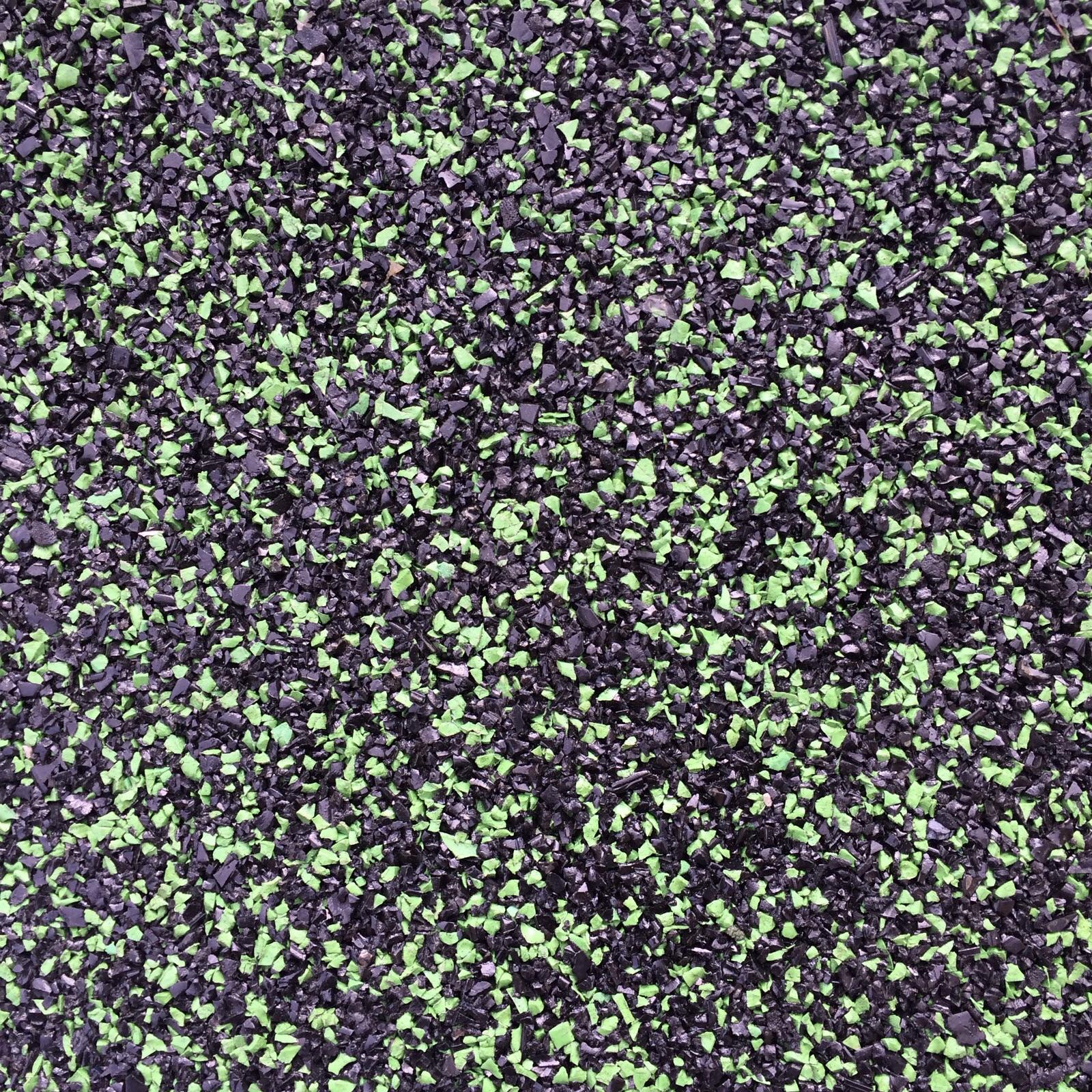 wetpourgreenblack5050
