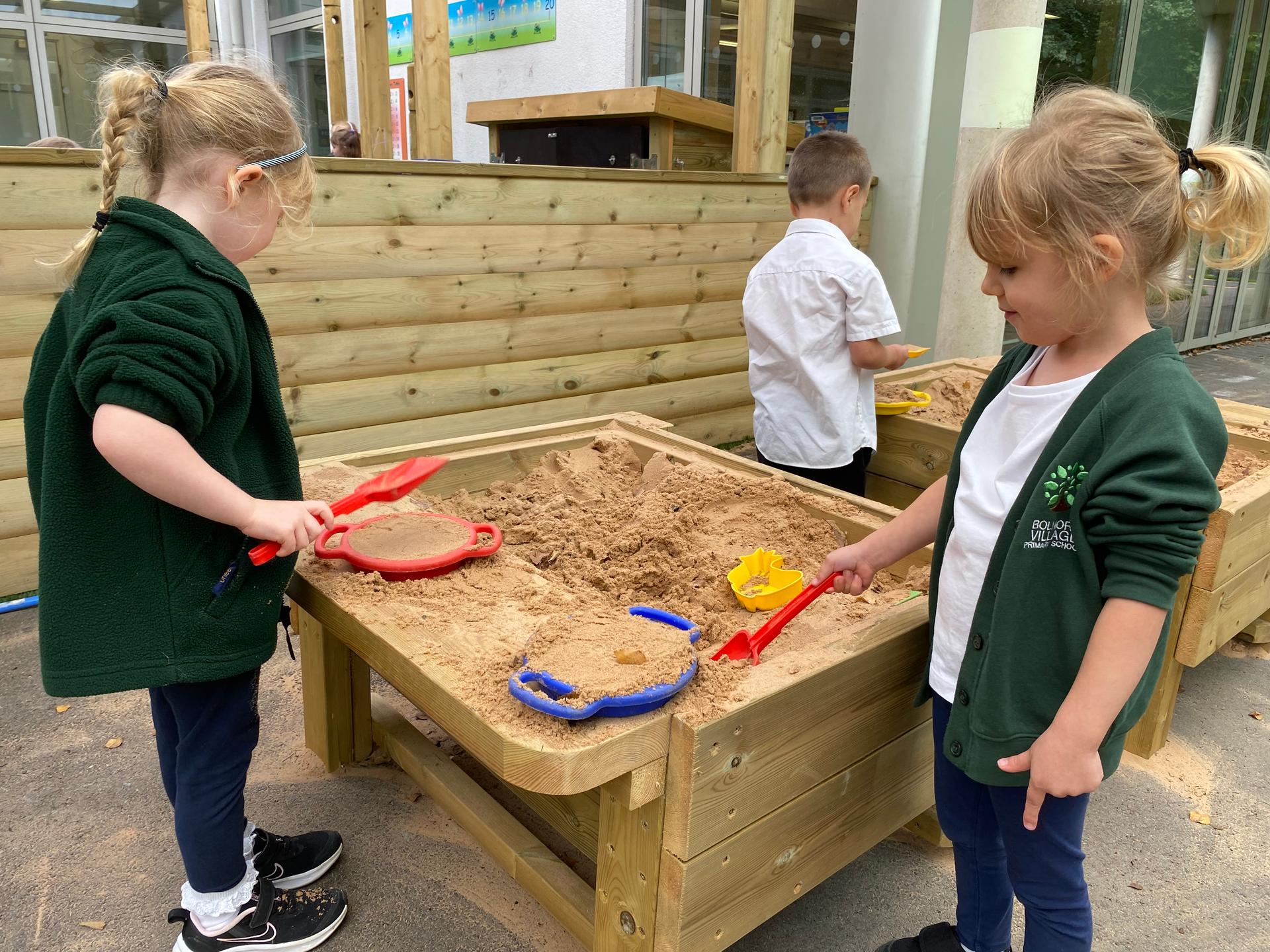 Outdoor Sand Table for Schools