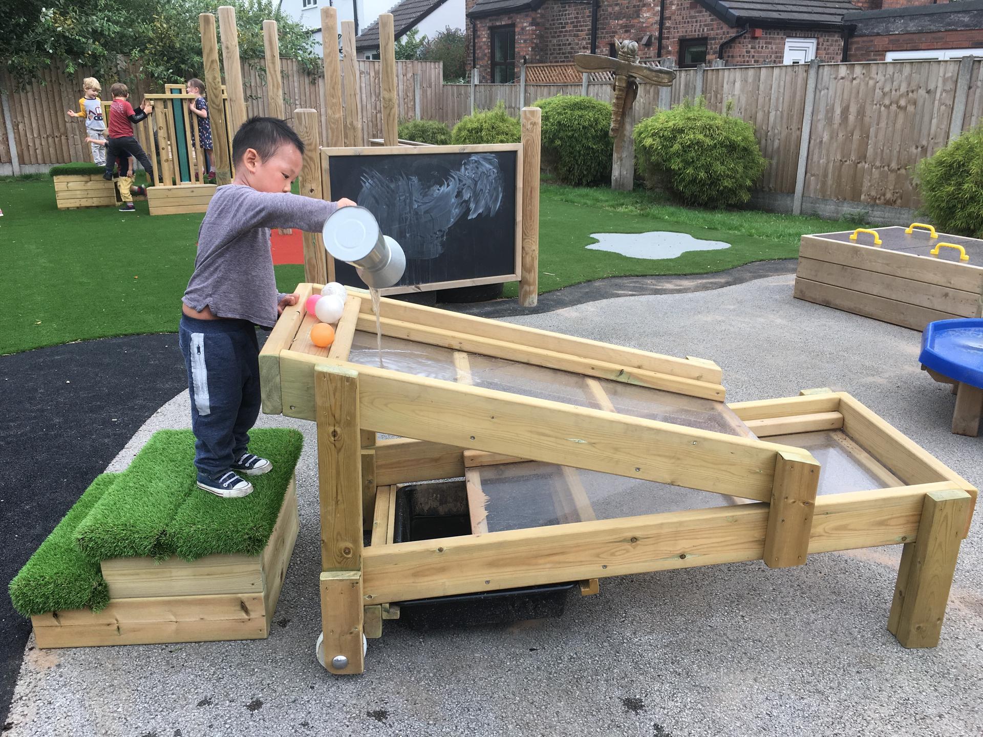 Nursery Messy Play 