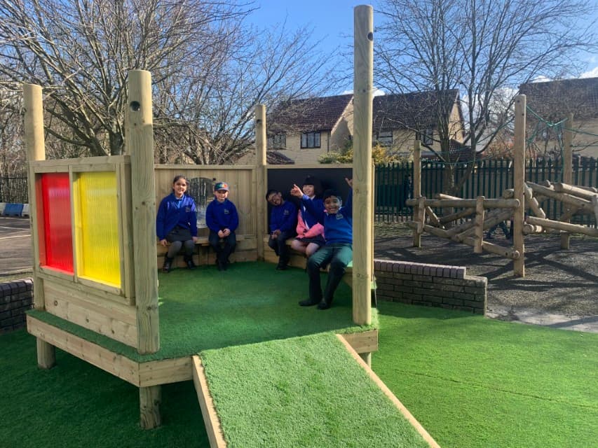 Playground Dens for Schools