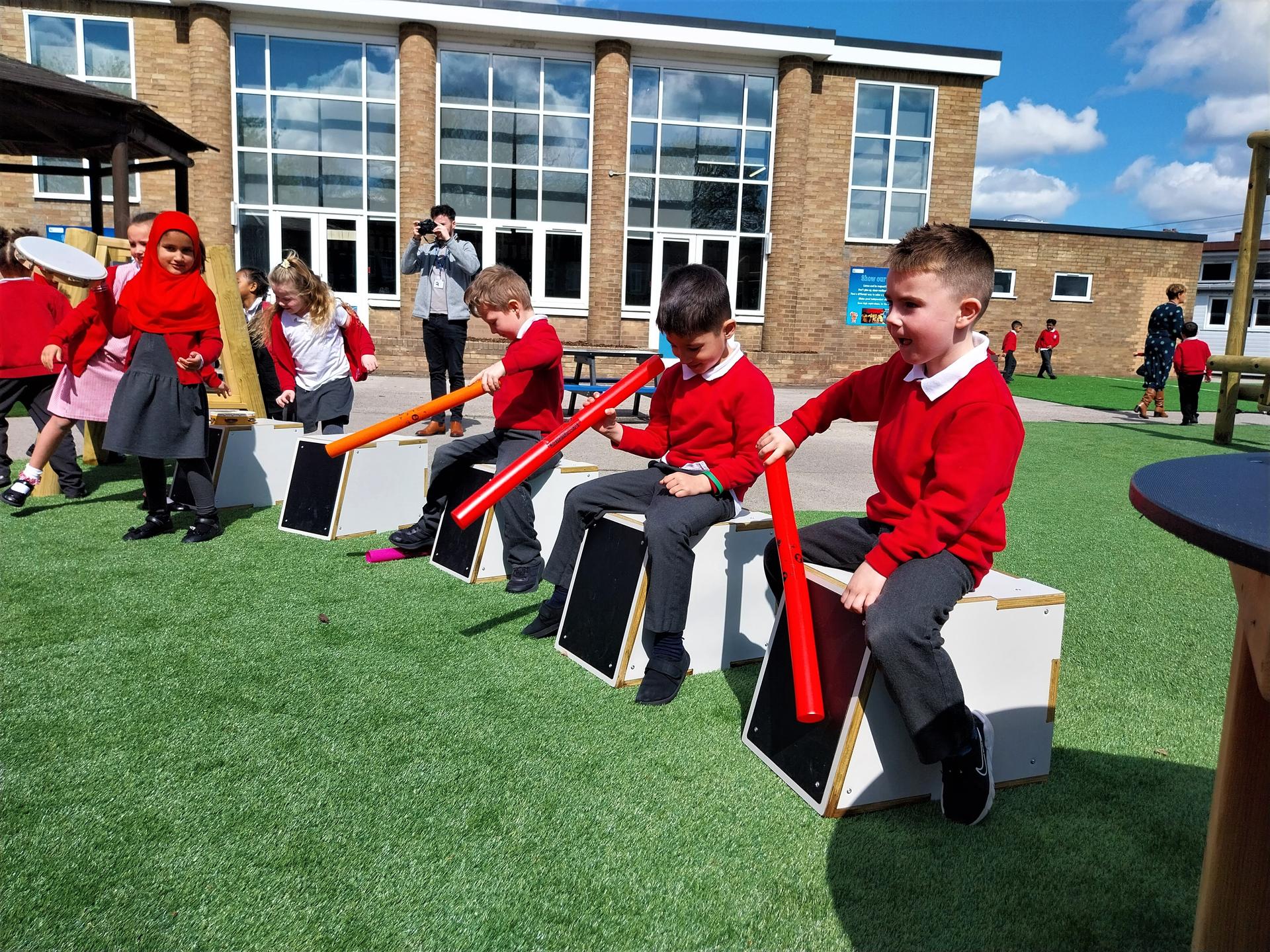 drum seat package for children in primary schools