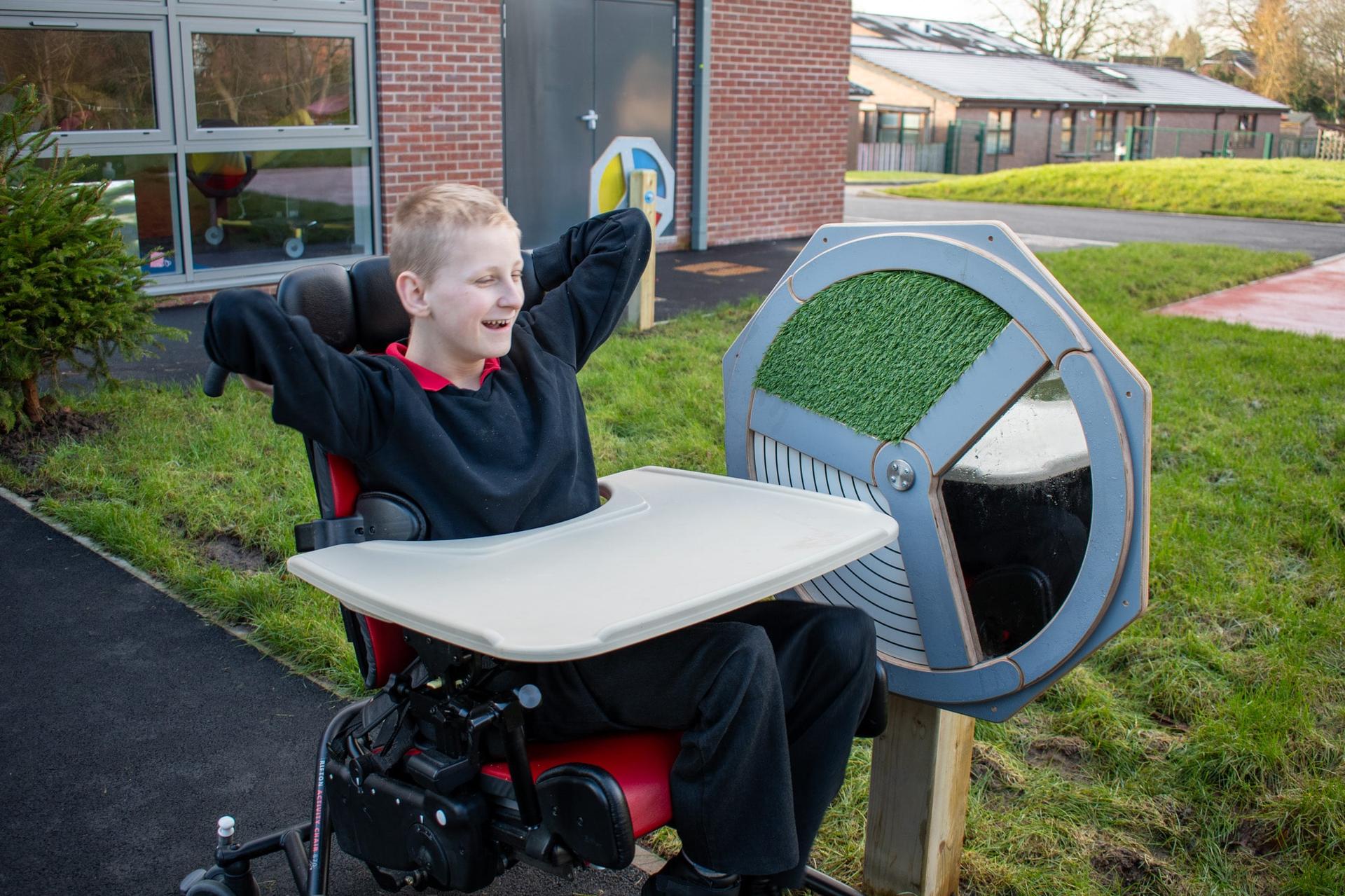 SEN Child with Touch Sensory Spinner