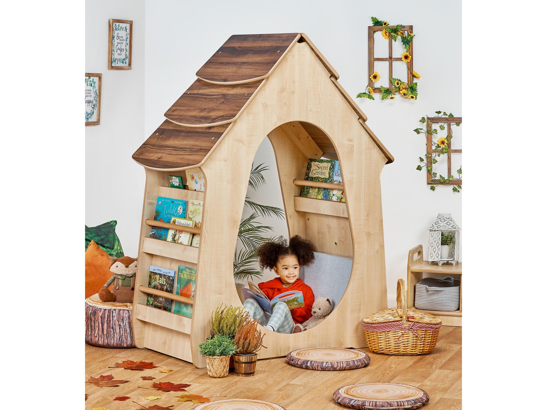 millhouse reading cove den with children sitting underneath reading