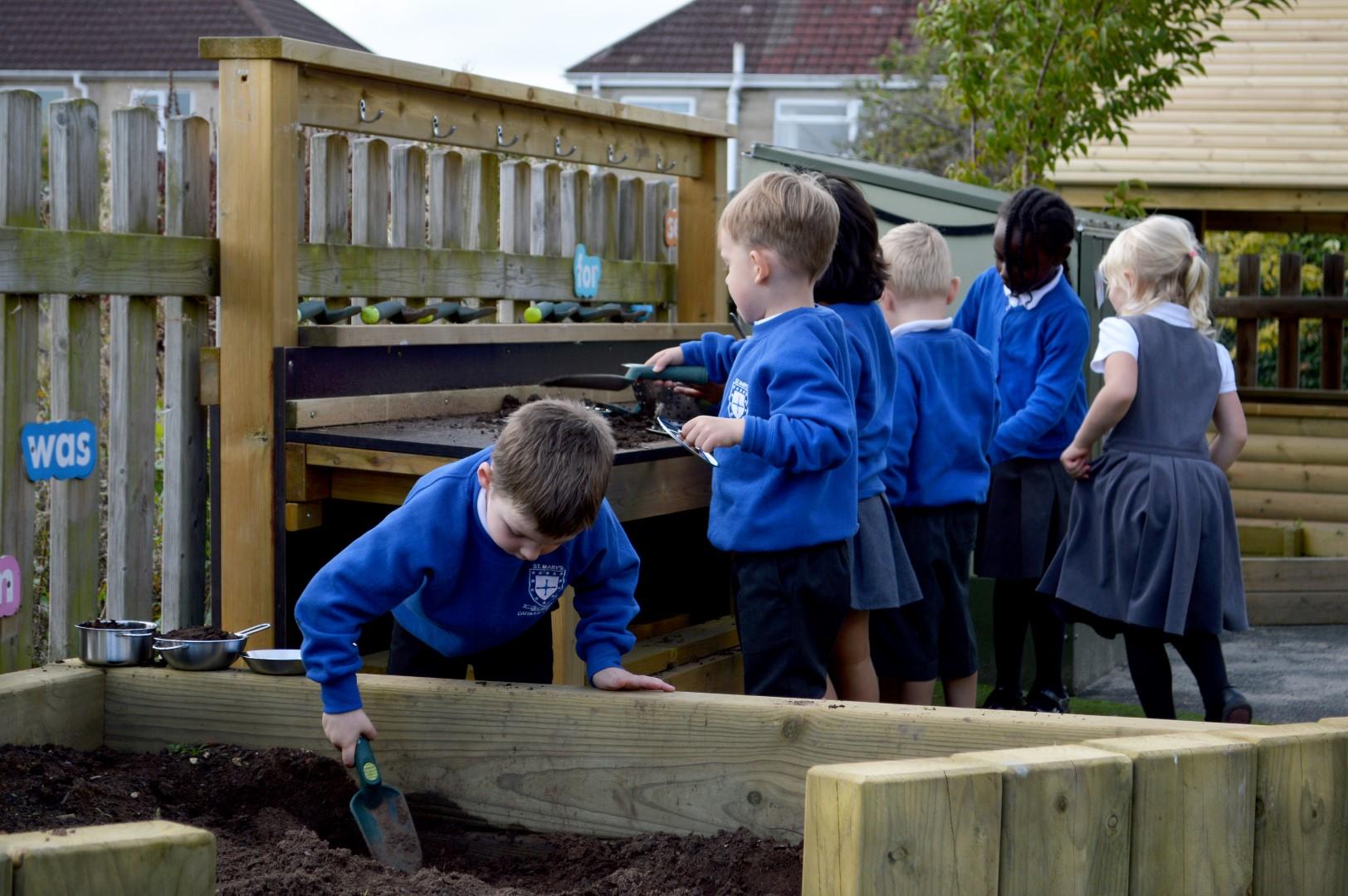 early years messy play