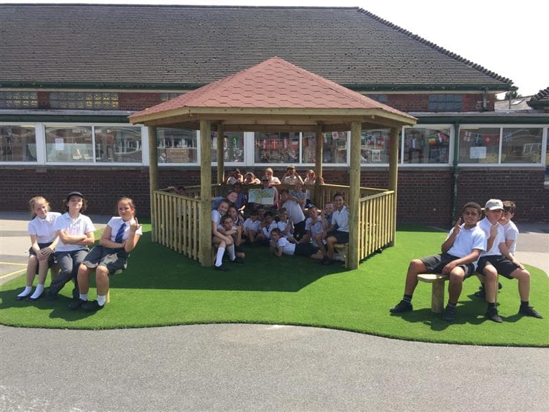 outdoor classrooms 