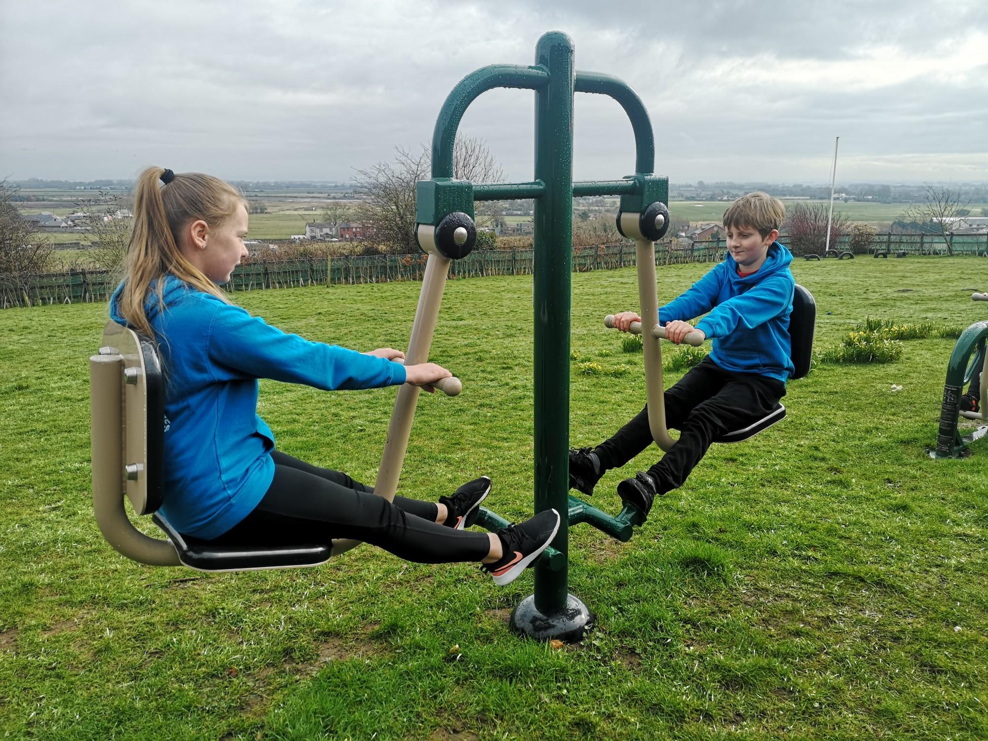 Outdoor gym equipment