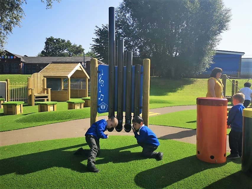 musical play equipment 