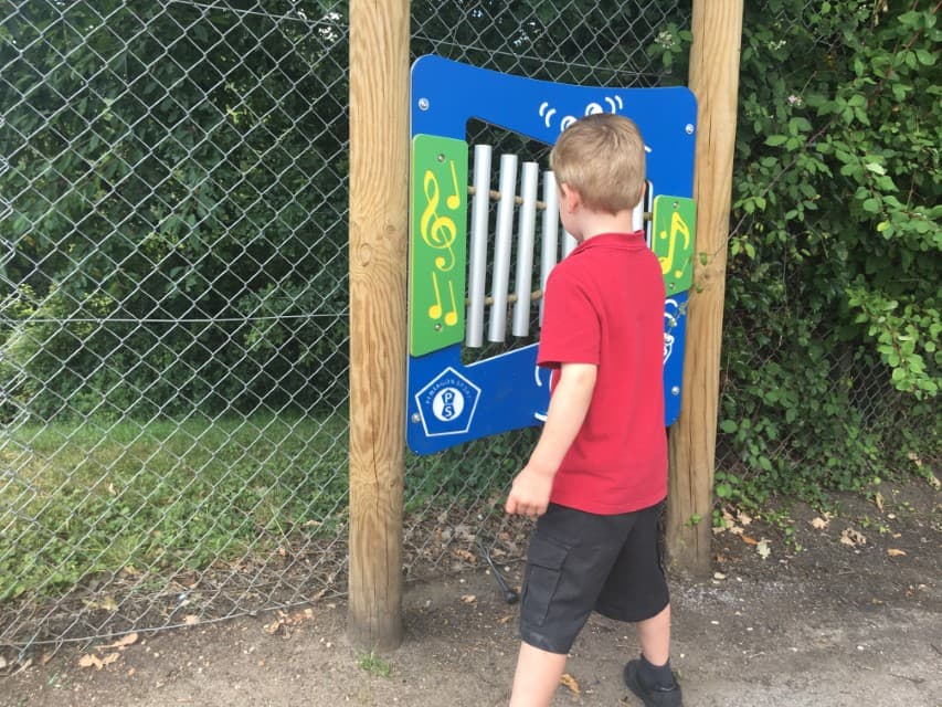 Outdoor Play Equipment 