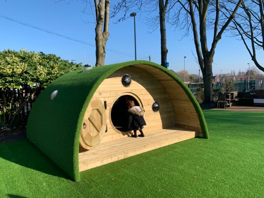 Playground Dens for Schools