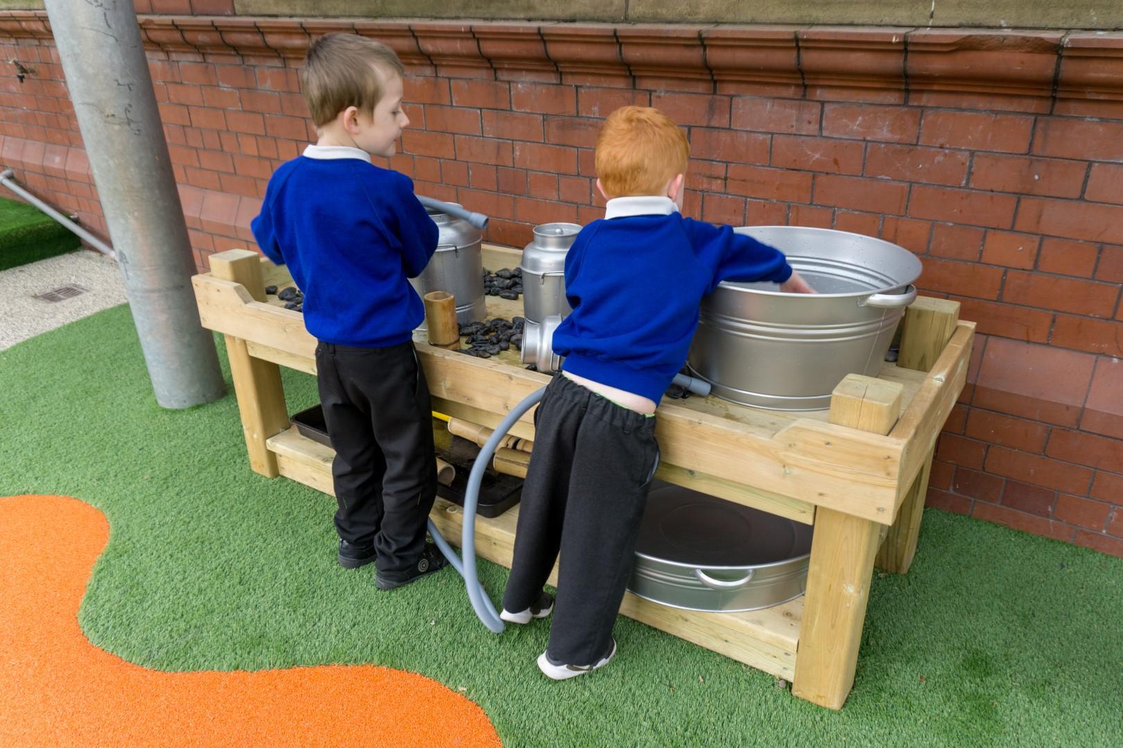 early years construction play