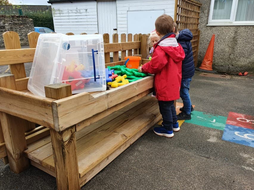 Construction Playground Equipment