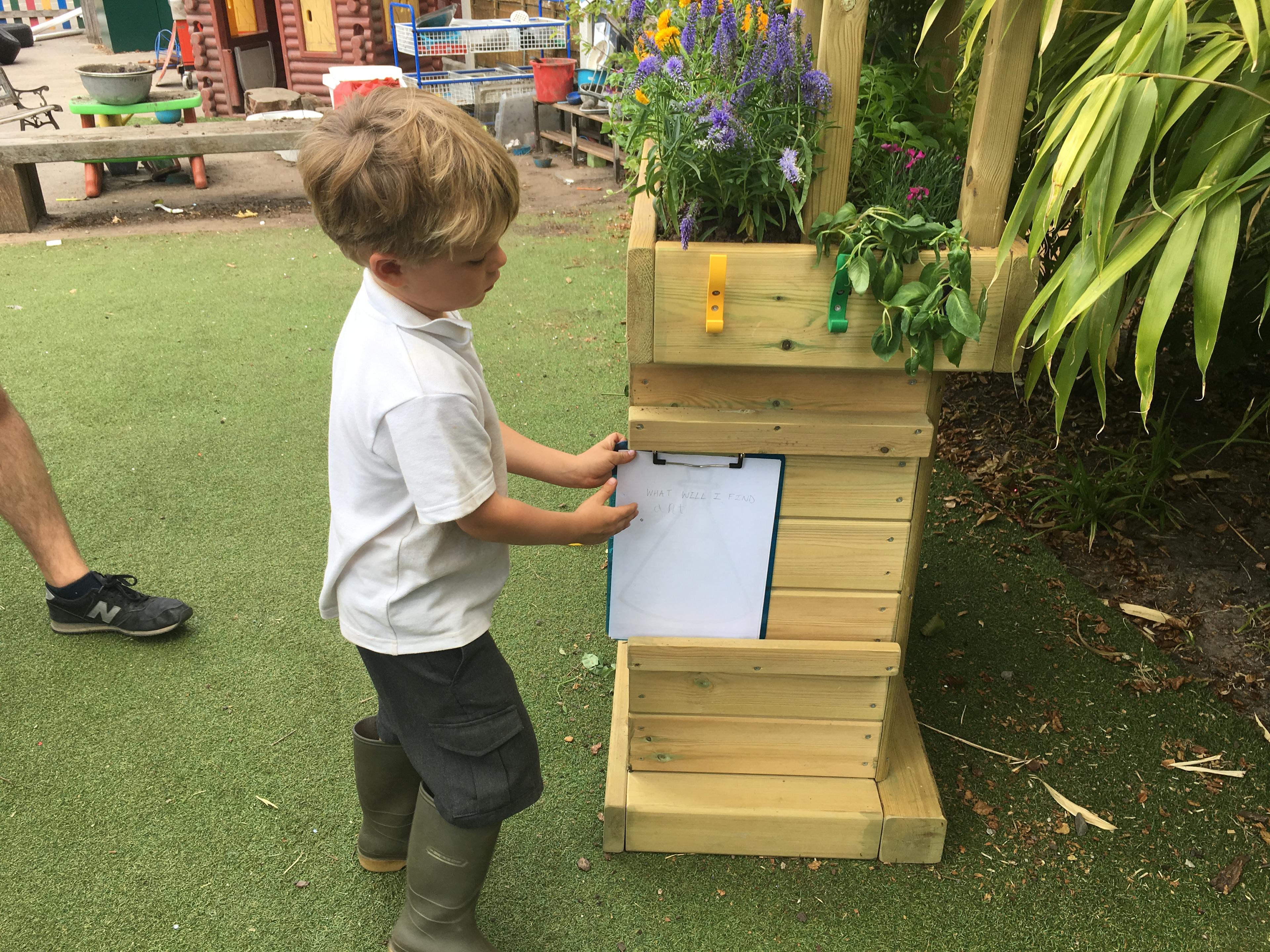 bug hotel ideas