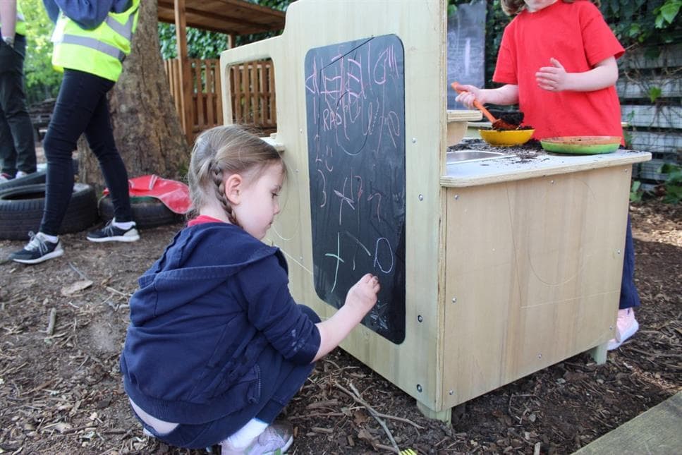 Outdoor mud kitchen for primary schools