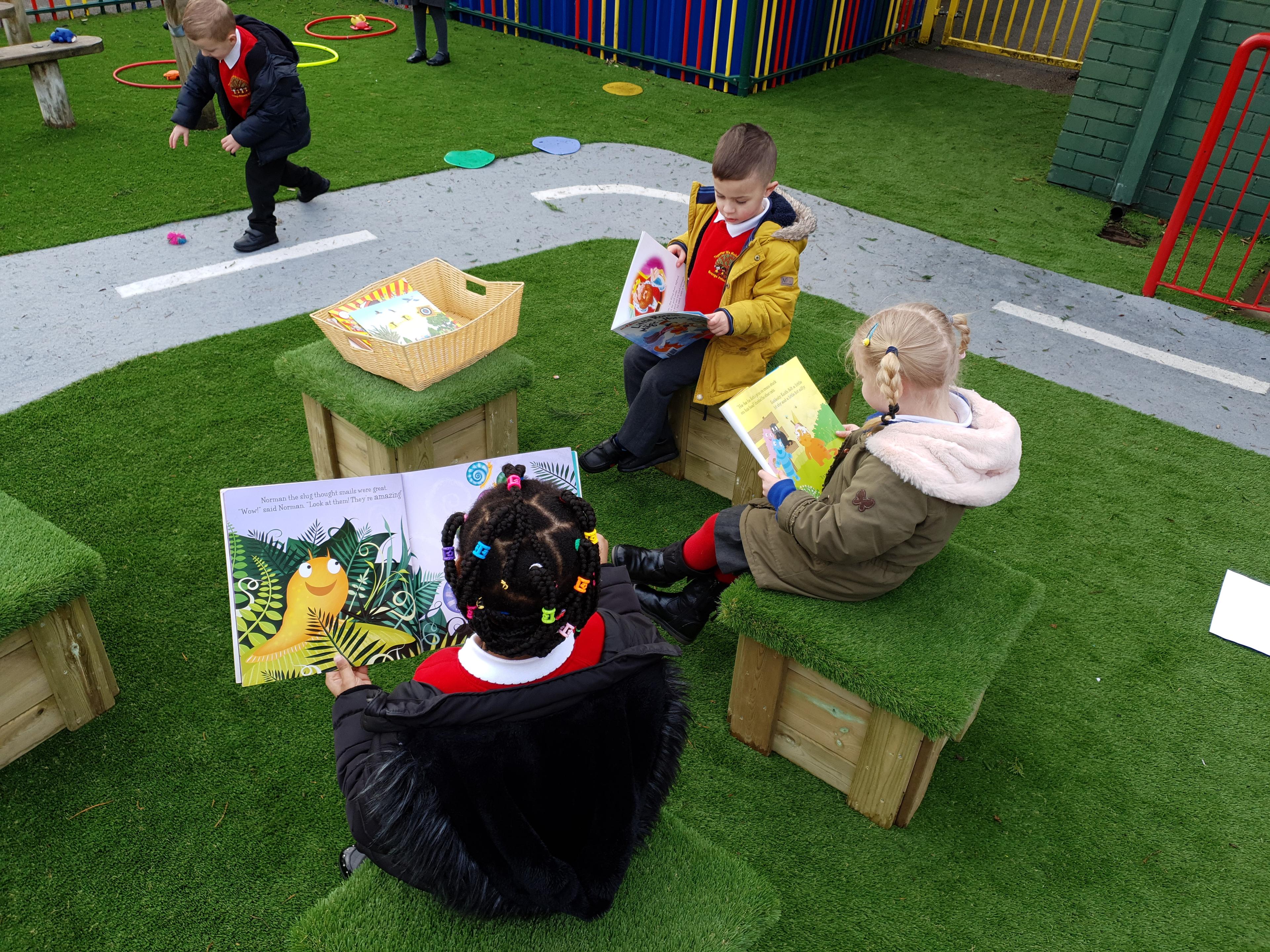 seating for story telling area in primary schools