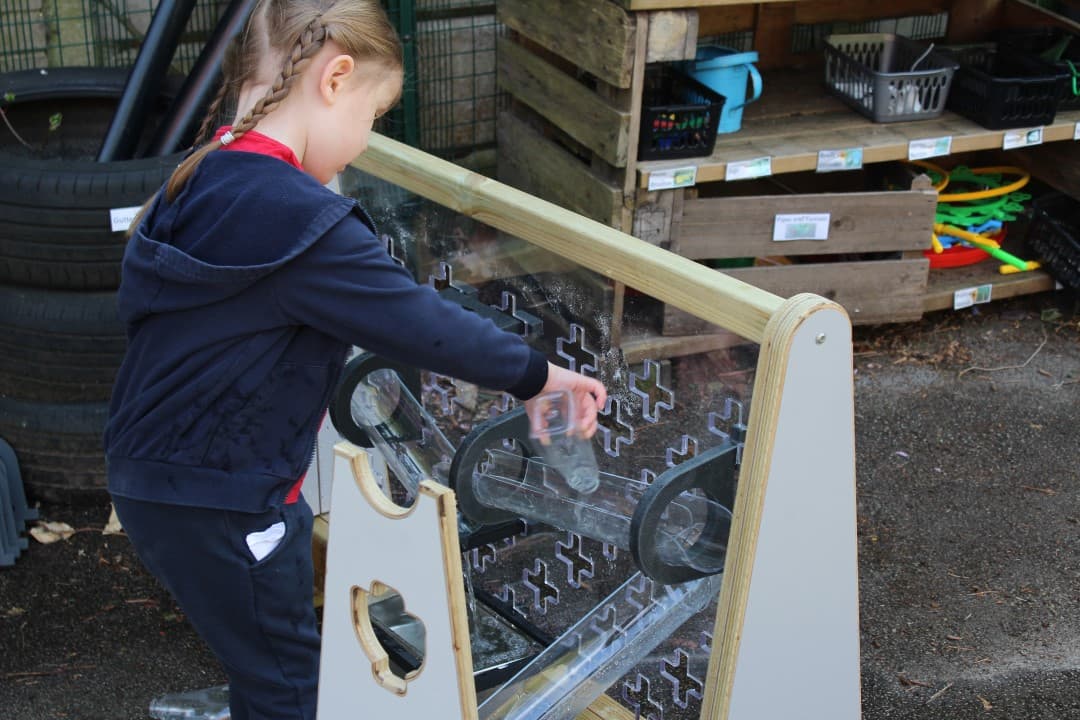 This Water Wall is easily accessible for EYFS pupils! 