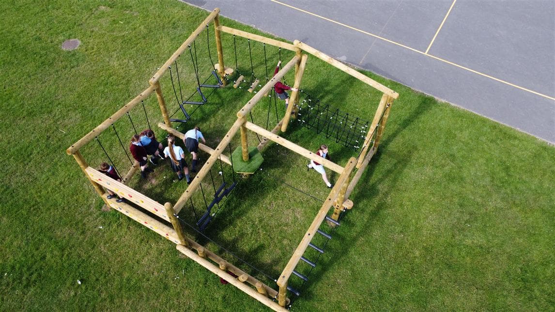 open ended climbing frame for primary schools