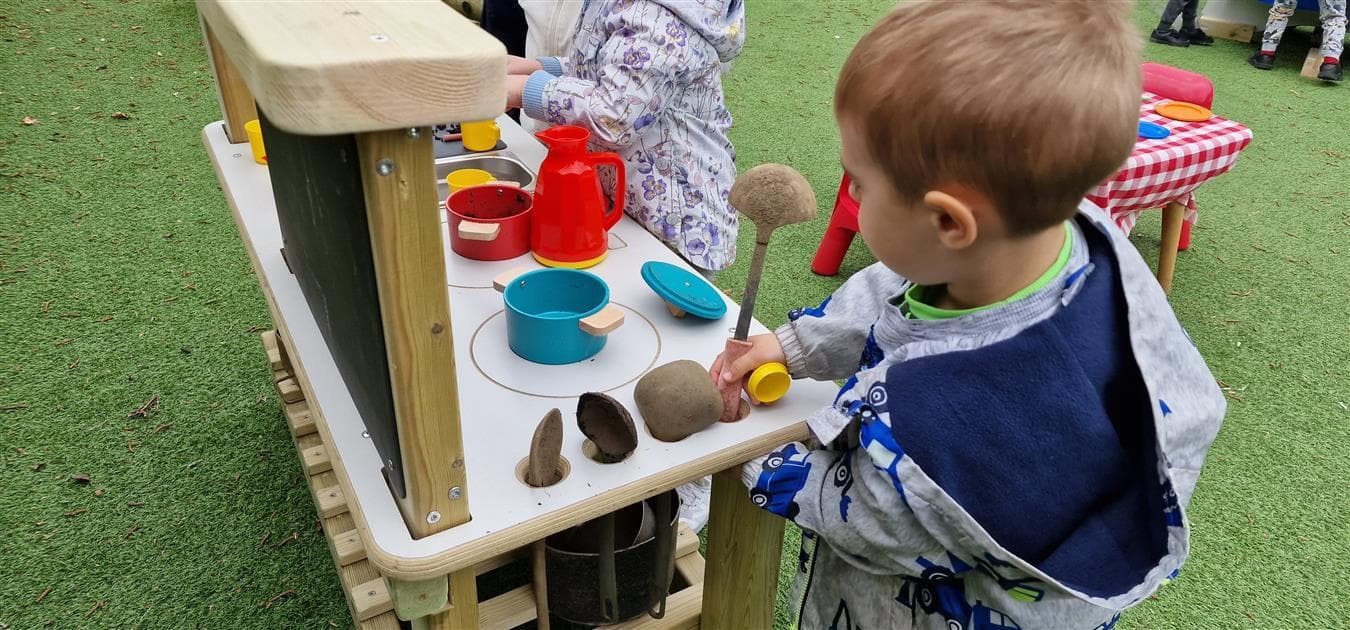 Low cost mud kitchen