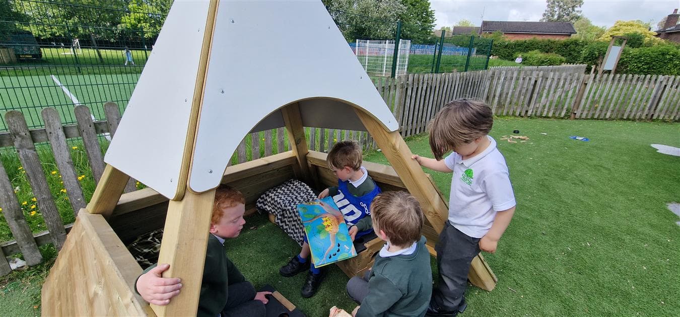 outdoor play den making