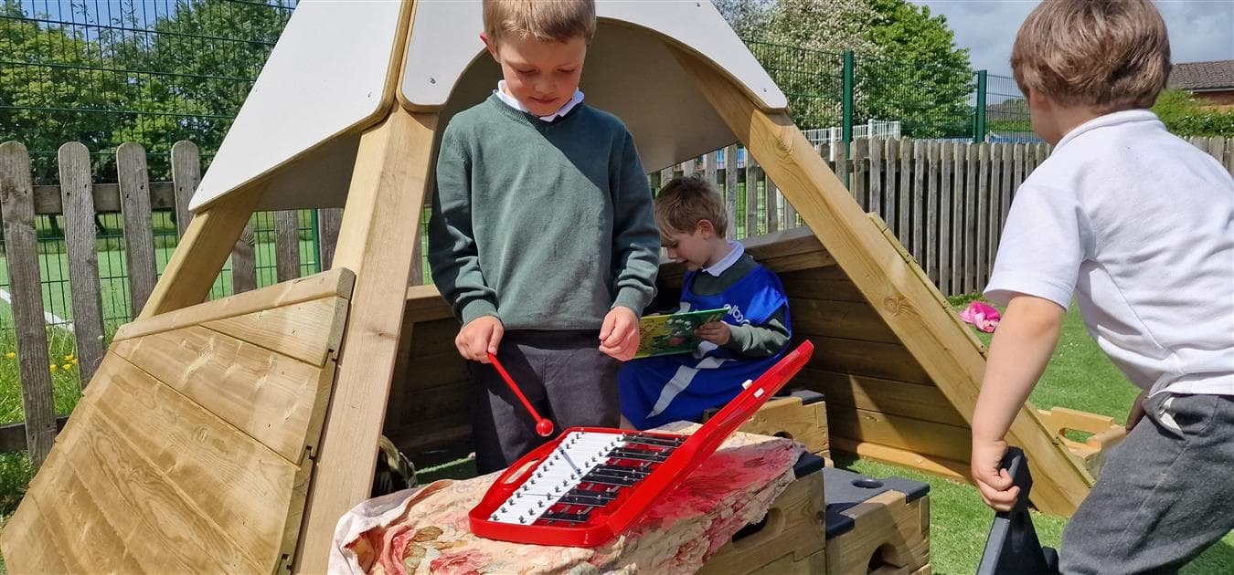 den making wigwam for early years settings