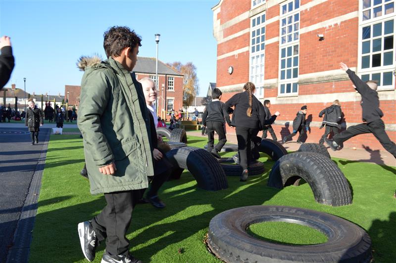 tyre playground equipment