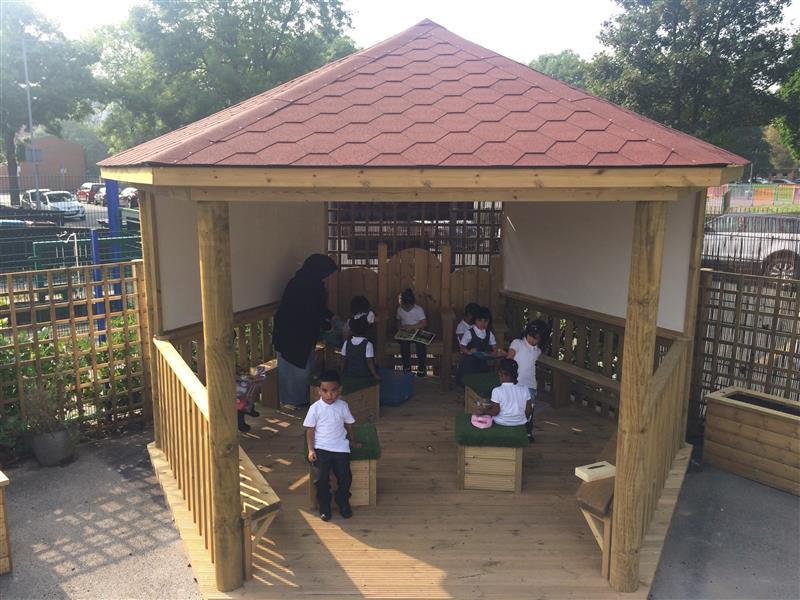 outdoor clasroom