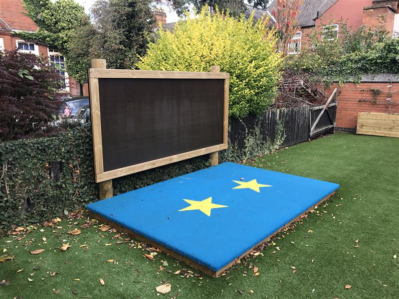 outdoor stage for schools