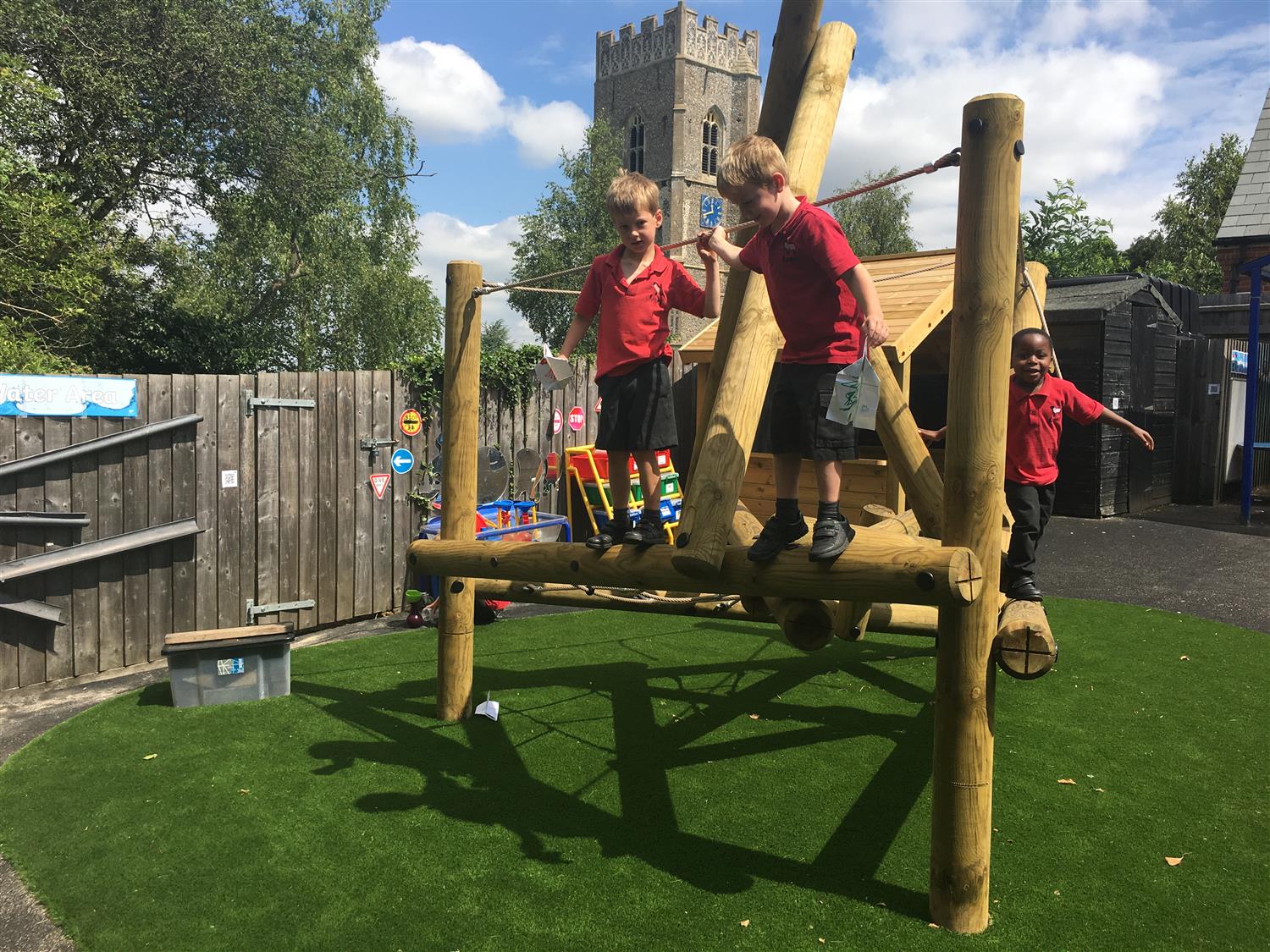 Kersey Primary School’s EYFS Playground Equipment | Pentagon Play