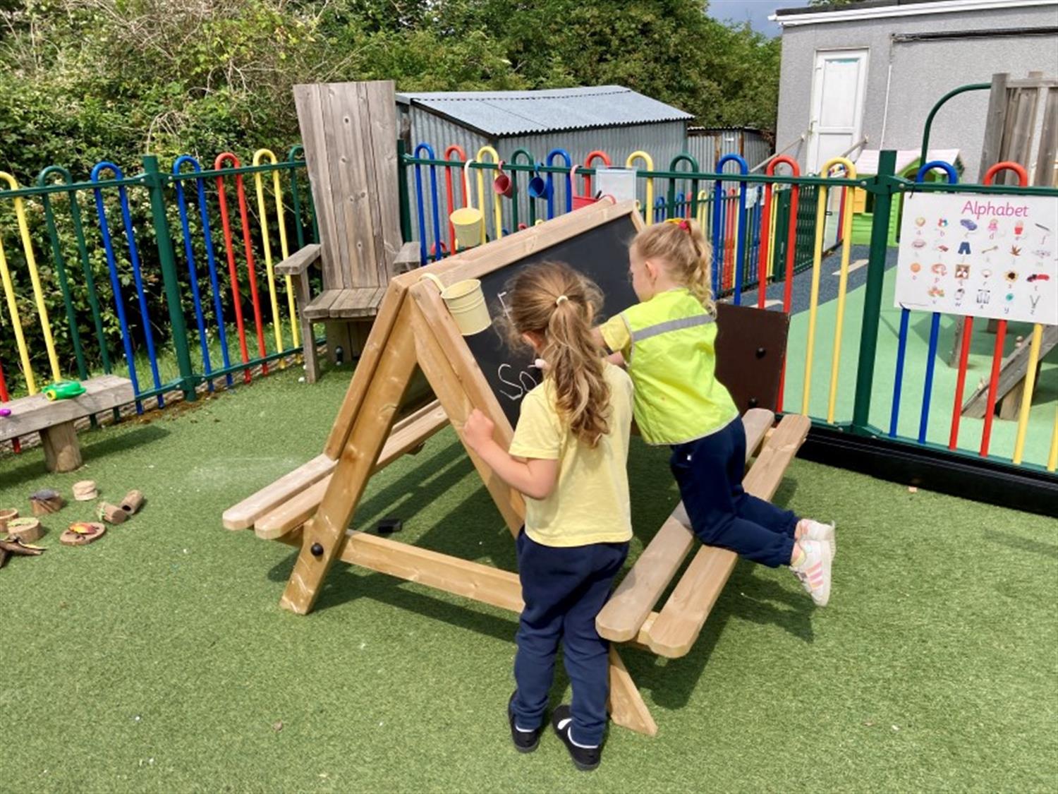 An Outstanding Early Years Environment for Oasis Academy Byron ...