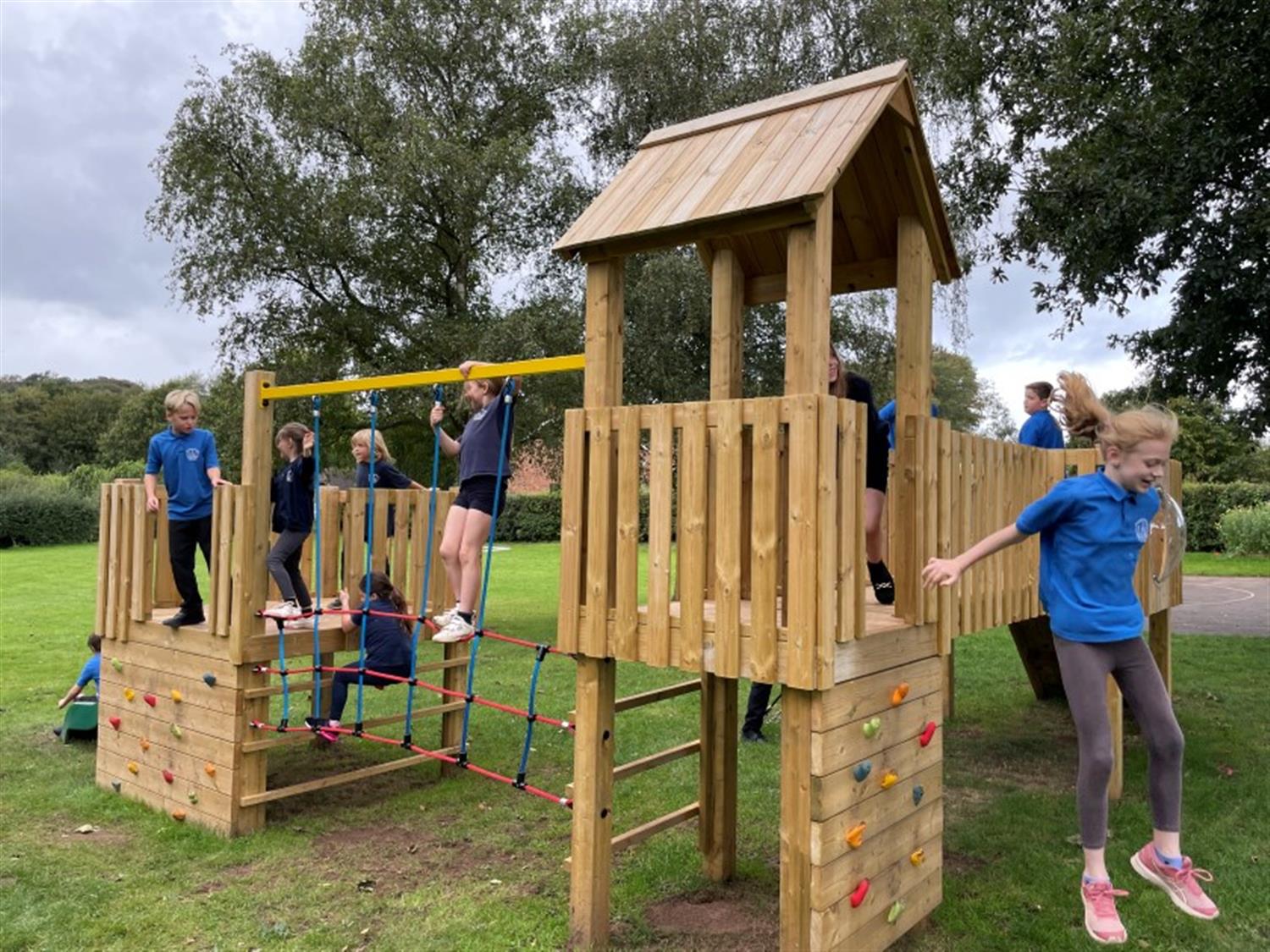 Play Tower for Bromesberrow St Mary’s CofE Primary | Pentagon Play