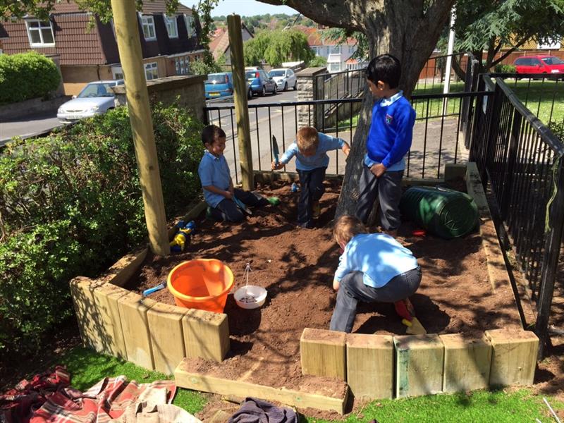 Dig Pit - EYFS Playground