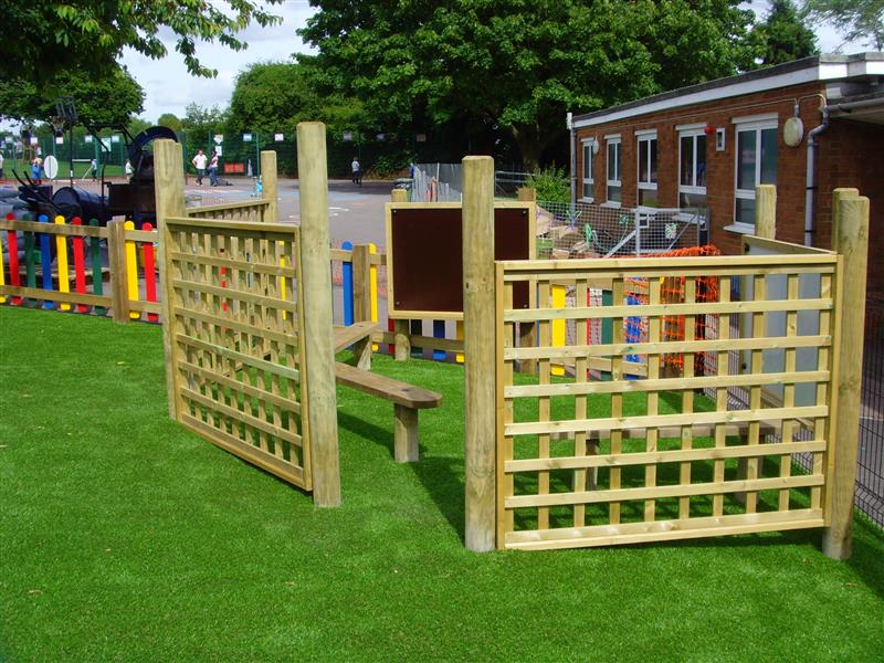 Trellis Fencing for school playgrounds