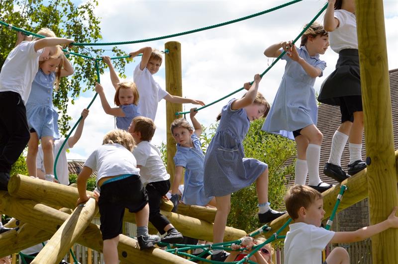 outdoor play equipment for early years