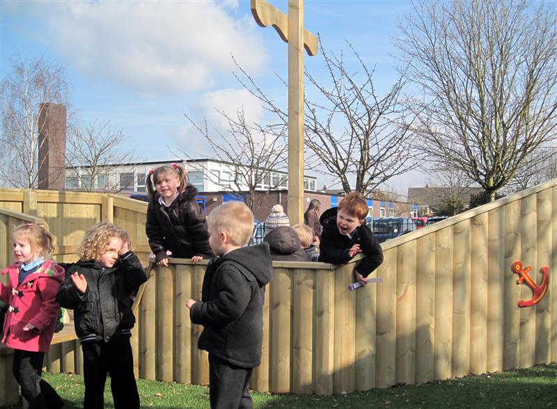 Outdoor Play Ship - Play Equipment For Schools