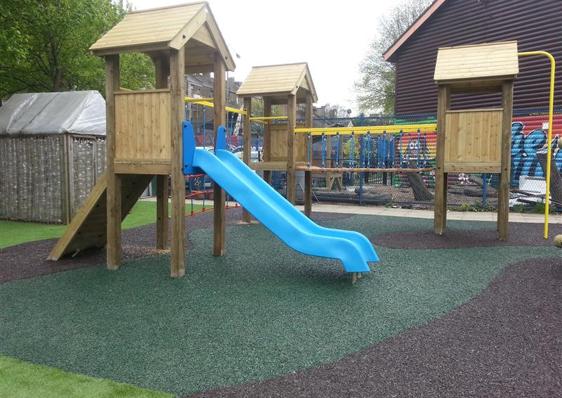 Playbond Rubber Bark Chippings | Pentagon Play