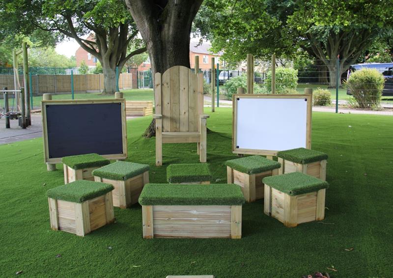 outdoor seats for schools