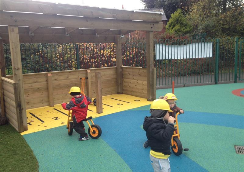 bike storage and cycle shelters for schools