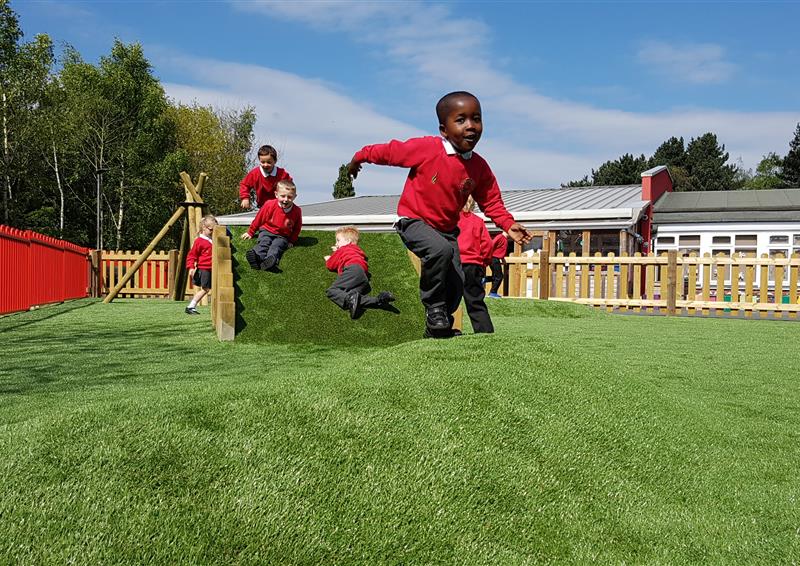 artificial grass for schools