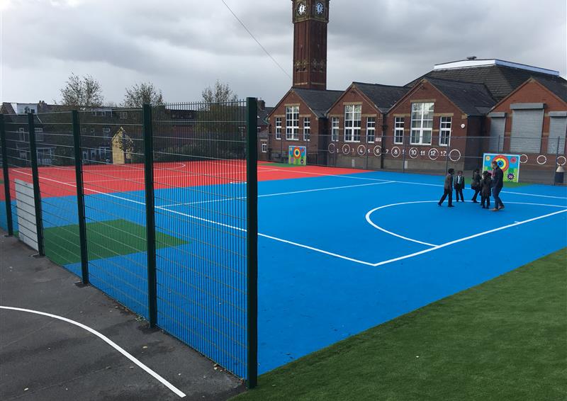 Multi use sport court