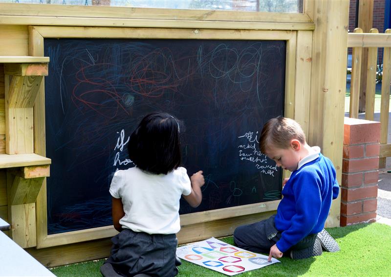 playground equipment for primary schools