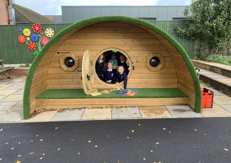 Playground Dens for schools
